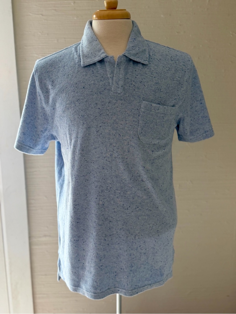 The Normal Brand Men’s Terrycloth V-Neck Polo Light Blue Speck Size Large NWOT